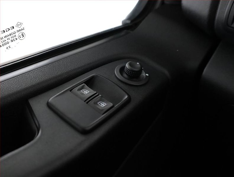 Renault Trafic (2020) 2.0 dCi, Bus, 9Míst, ČR, DPH - fotka 10 z 13