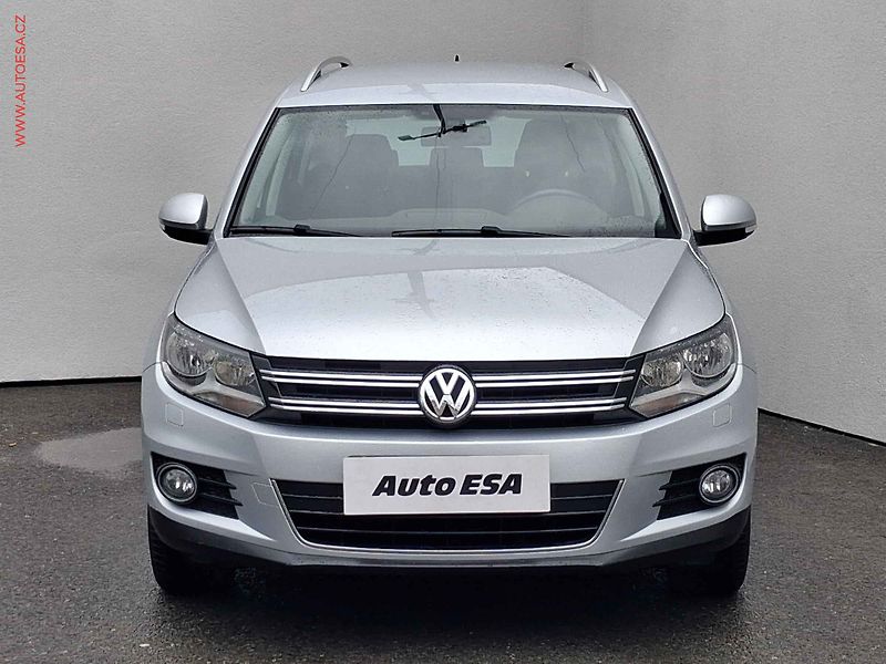 Volkswagen Tiguan (2016) 2.0 TDi, Sport&Style, navi - fotka 2 z 16
