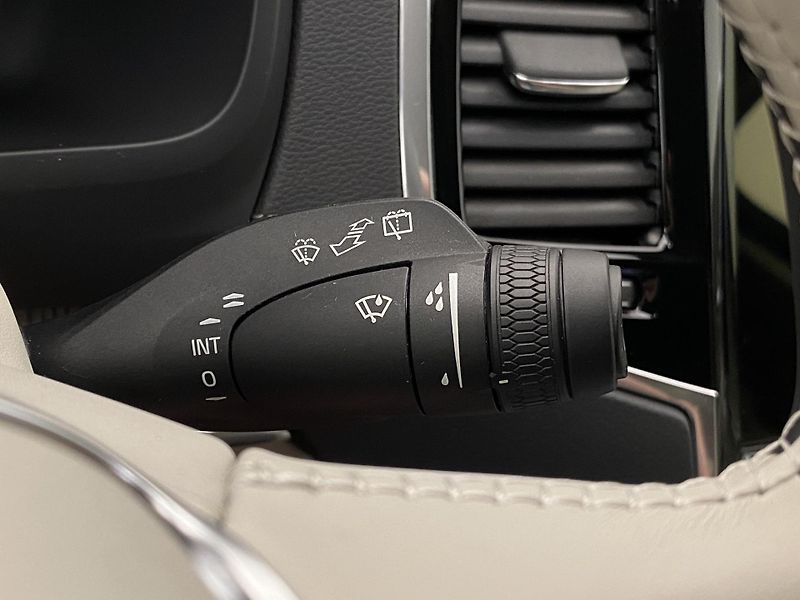 Volvo XC90 B5 AWD BRIGHT PLUS AUT CZ 7m - fotka 22 z 62