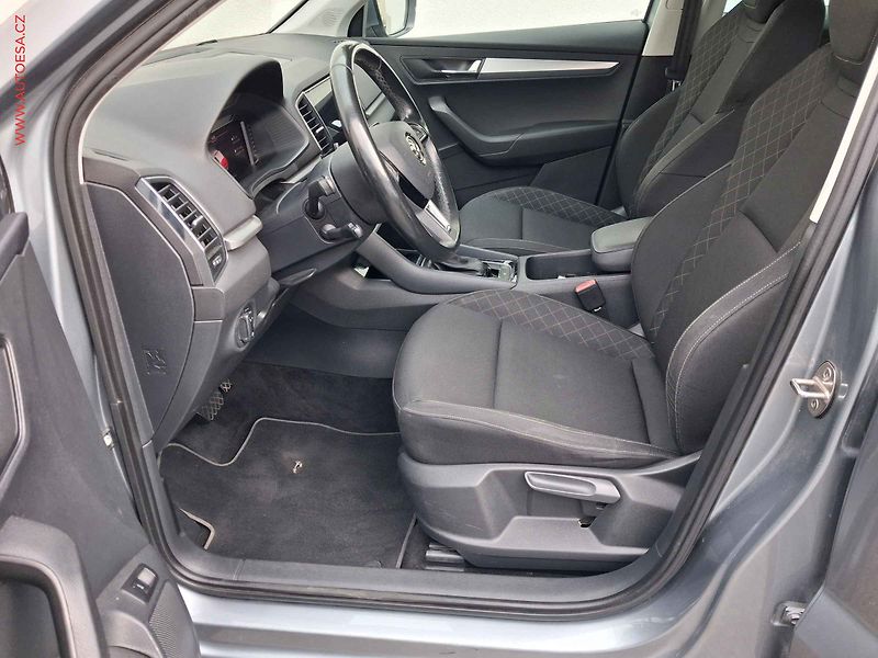 Škoda Karoq (2019) 1.5 TSi, Business, DSG, TZ - fotka 9 z 19
