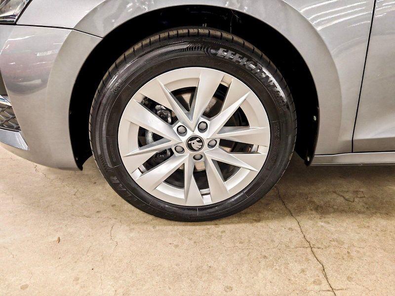 Škoda Octavia (2025) 1.5 TSI 110 kW DSG Top Selecti - fotka 31 z 31