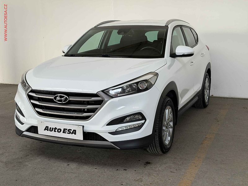 Hyundai Tucson (2016) 1.7 CRDI, ČR, AT, park - fotka 3 z 18