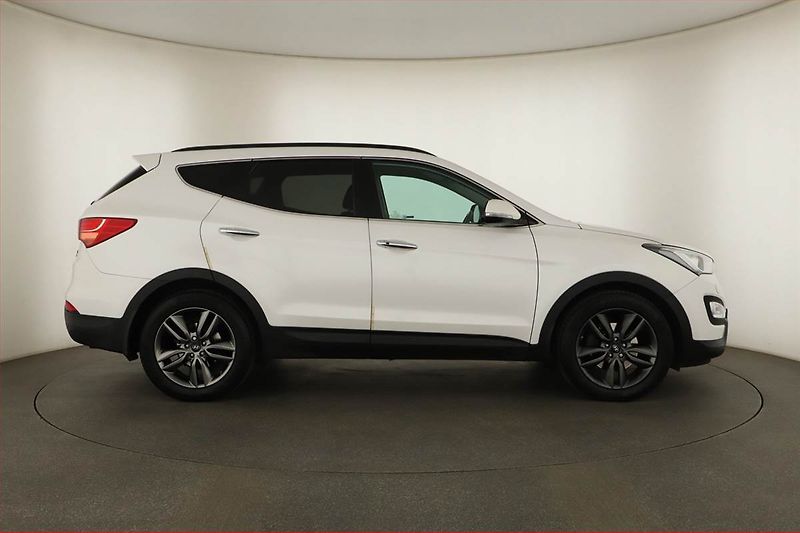 Hyundai Santa Fe (2016) 2.2 CRDi, 4X4, Automat - fotka 6 z 18