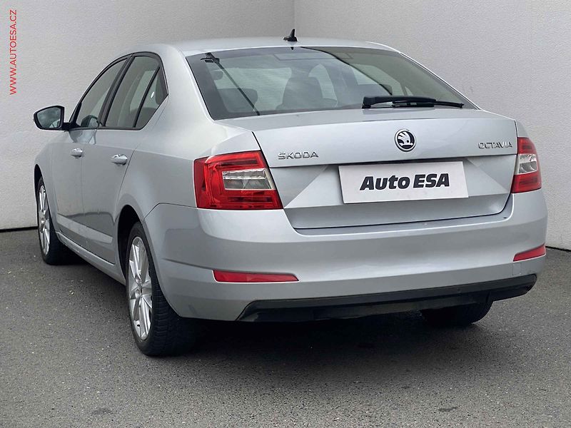 Škoda Octavia (2016) 1.6TDi, 1.maj,ČR, Ambition - fotka 6 z 17