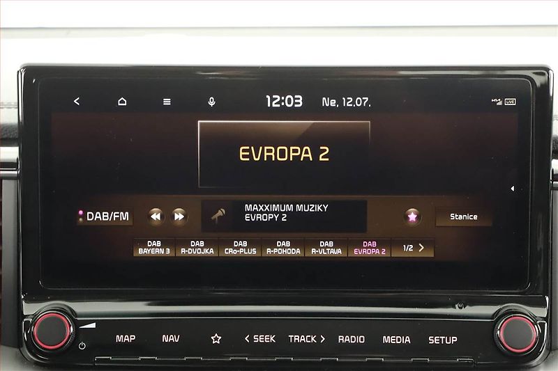 Kia XCeed (2025) 1.5 T-GDI, Top, Navigace - fotka 14 z 20