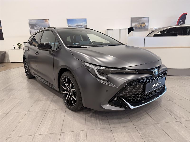Toyota Corolla GR Sport  2.0 Hybrid (178k) - fotka 7 z 11