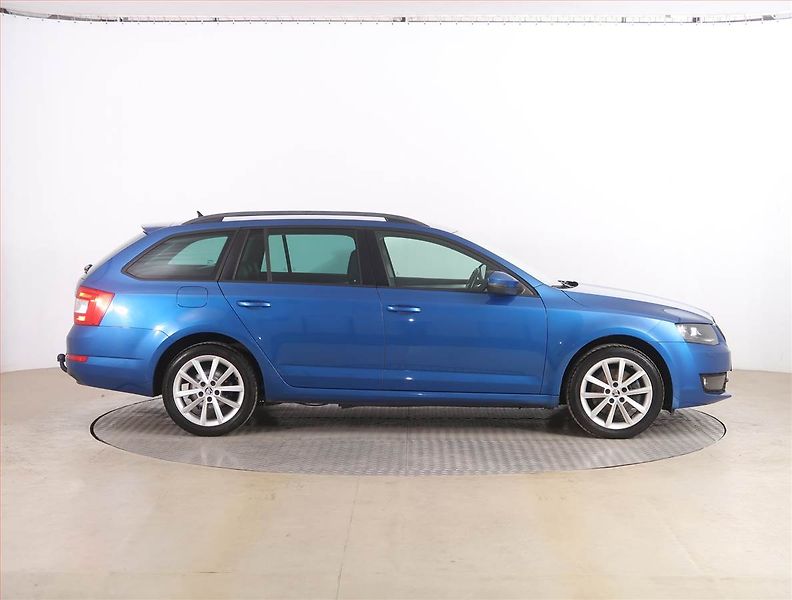 Škoda Octavia (2013) 1.8 TSI, Automat, Serv.kniha - fotka 6 z 21