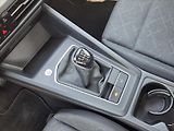 Volkswagen Golf 1,5 TSi 96kW Life ČR 1.maj Neh - náhled 16