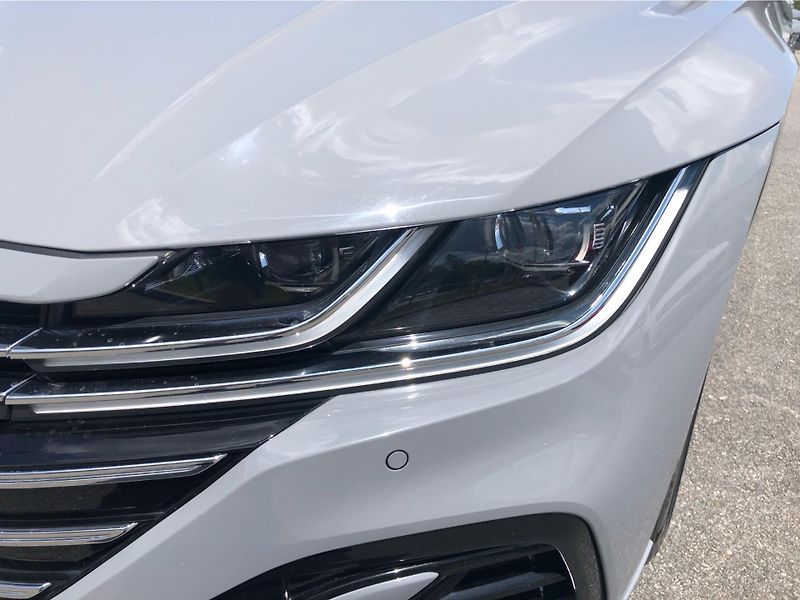 Volkswagen Arteon 2.0 TDi DSG 7st. 4Motion R-Lin - fotka 24 z 30