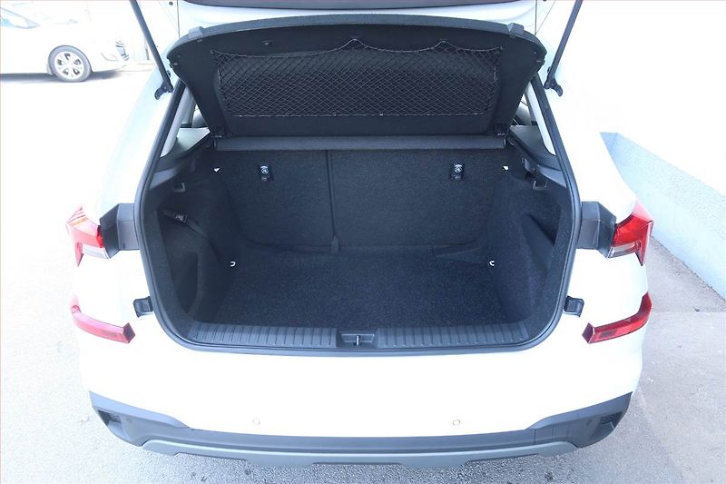 Škoda Kamiq (2025) 1.0 TSI - fotka 13 z 21