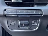Cadillac Escalade 6,2 Sport Platinum MAX VÝBAVA! - náhled 29