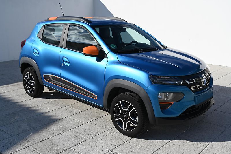 Dacia Spring Comfort Plus Electric 27kWh  - fotka 3 z 41