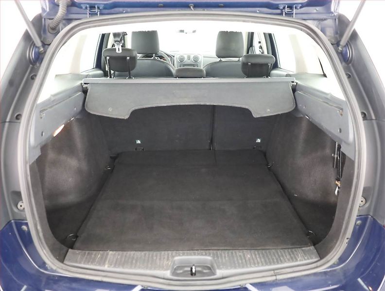 Dacia Logan (2015) 1.2 16V, nová STK, Tažné - fotka 12 z 12
