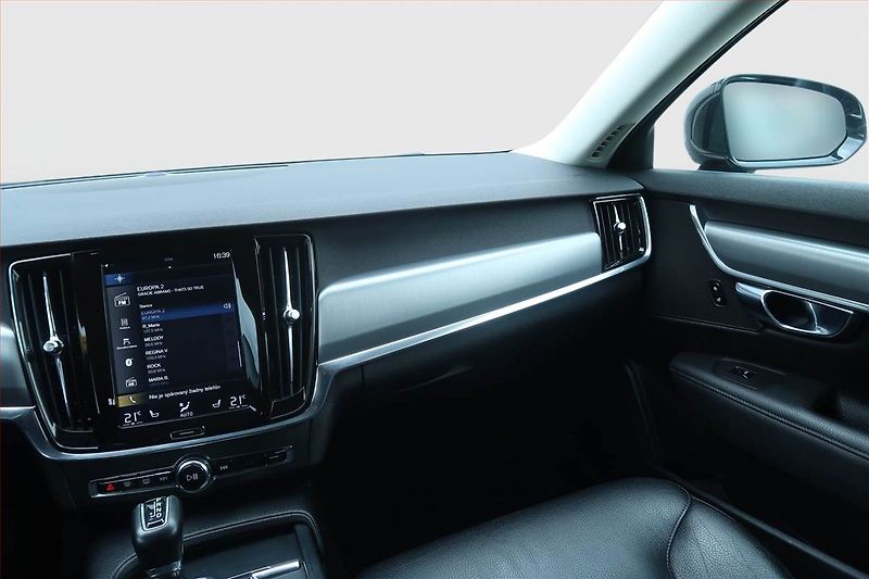Volvo V90 (2018) D4, Automat, Serv.kniha, Kůže - fotka 8 z 27