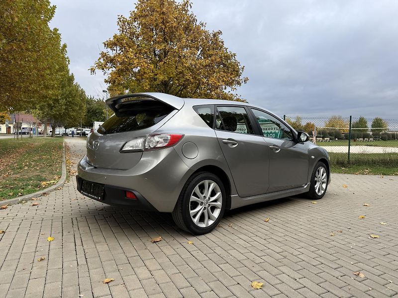 Mazda 3 2.0 Exclusive-Line AUTOMAT - fotka 10 z 33