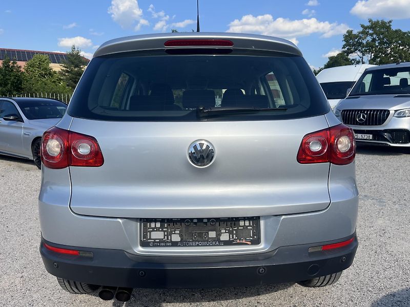 Volkswagen Tiguan (2008) 1.4 TSI 110 KW, 4x4 - fotka 14 z 15