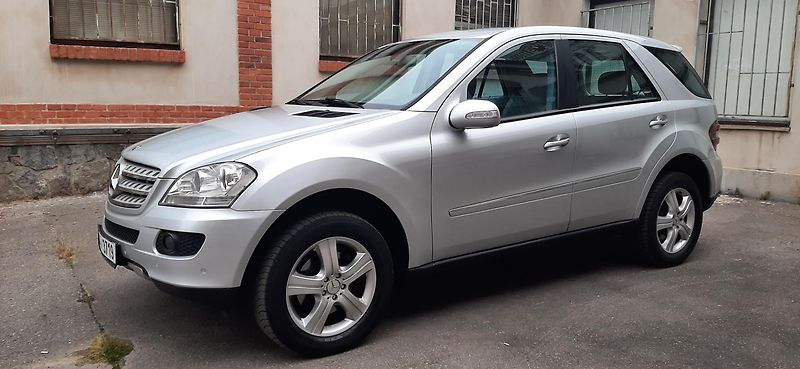 Mercedes-Benz Třídy M (2007) M320CDI 4M NAVI-KUŽE-ALCANTARA - fotka 9 z 42