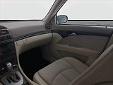 Mercedes-Benz Třídy E (2002) E 320 , Automat, po STK, Tažné - náhled 8