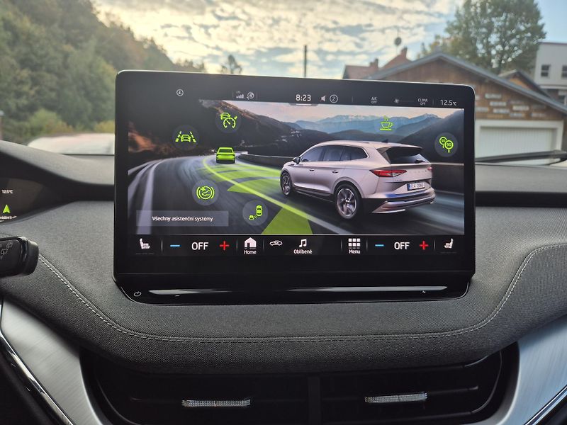 Škoda Enyaq 150kw, iV80 19ALU TZ SOH 96% - fotka 23 z 44