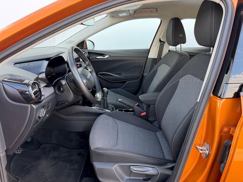 Škoda Fabia (2025) 1.0 TSI 70kW Selection - fotka 5 z 35