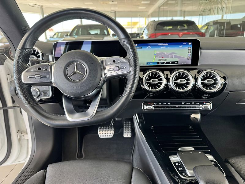 Mercedes-Benz CLA 200 Aut 120kW*AMG*MAX.VÝB*360K - fotka 9 z 36