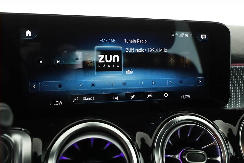 Mercedes-Benz EQB (2022) 300 4MATIC, SoH 97% - fotka 16 z 20