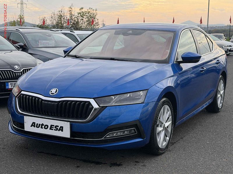 Škoda Octavia (2022) 1.5 TSi, 2.maj,ČR, Style - fotka 3 z 20