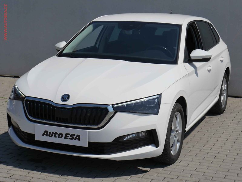 Škoda Scala (2020) 1.6 TDi, ČR, Style, LED - fotka 3 z 19