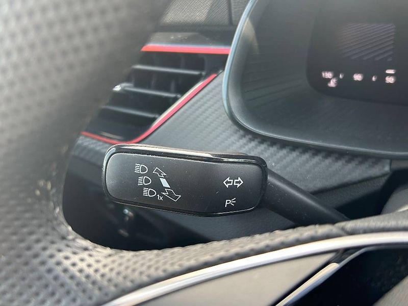 Škoda Kamiq Monte Carlo 6MP 1,0TSI - fotka 14 z 24
