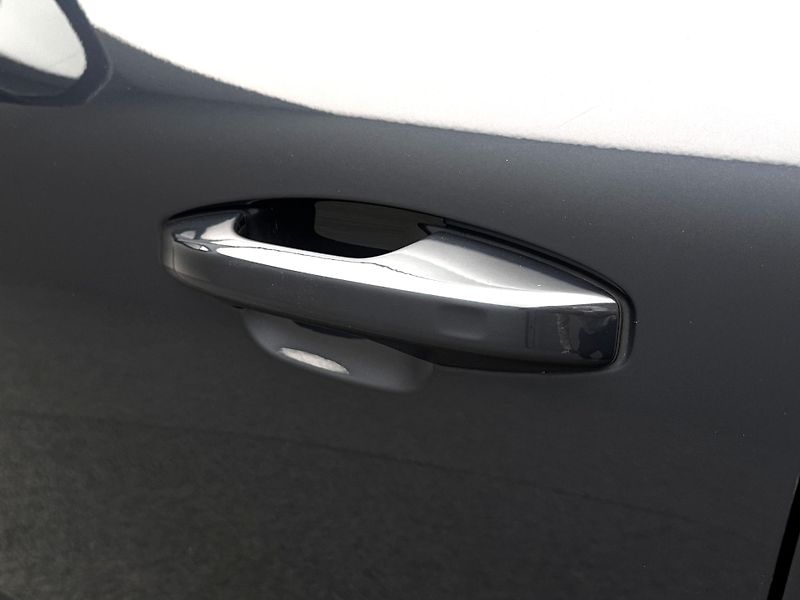 Volvo XC40 D3 INSCRIPTION AUT - fotka 17 z 43