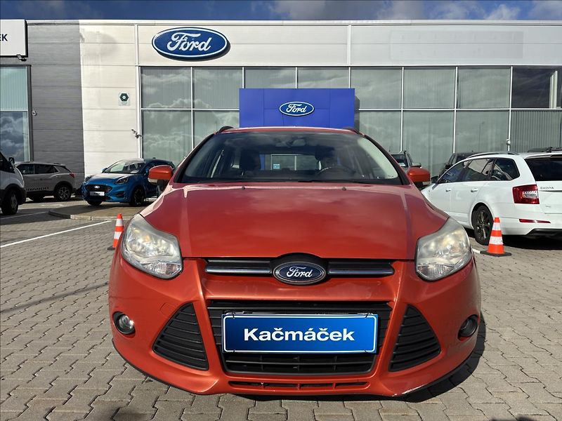 Ford Focus 1,6 TDCI 95k Trend - fotka 8 z 29