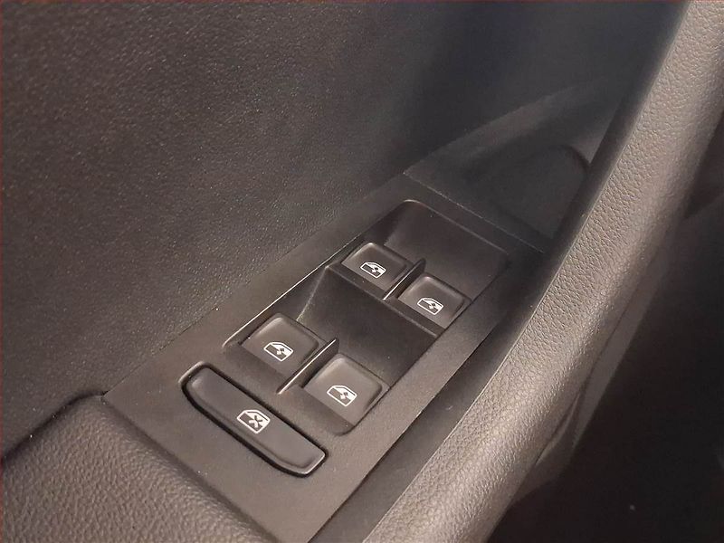 Škoda Octavia (2019) Style 1.5 TSI, Serv.kniha - fotka 24 z 25