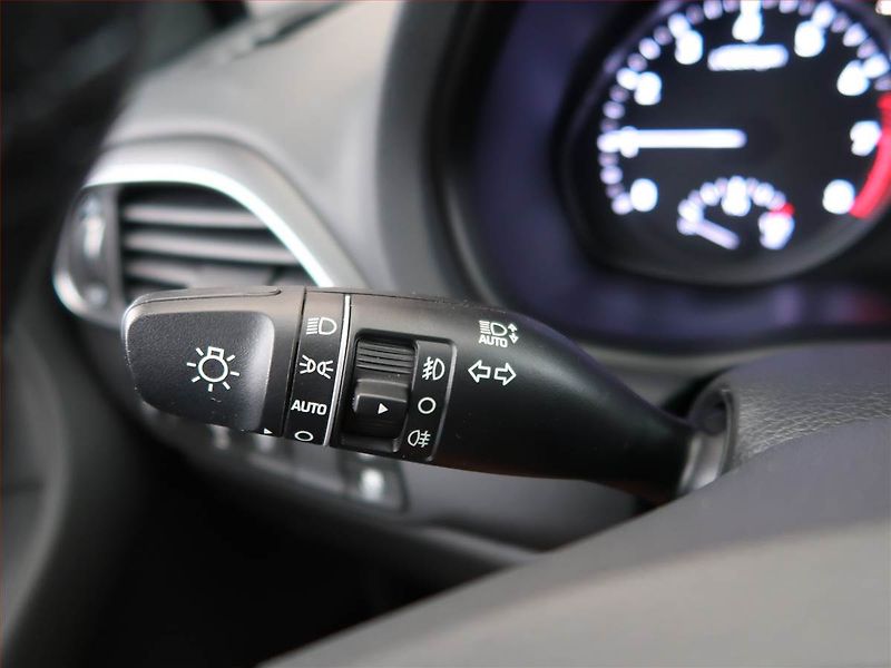 Hyundai i30 (2023) Komfort 1.0 T-GDI, ČR,1.maj - fotka 18 z 19