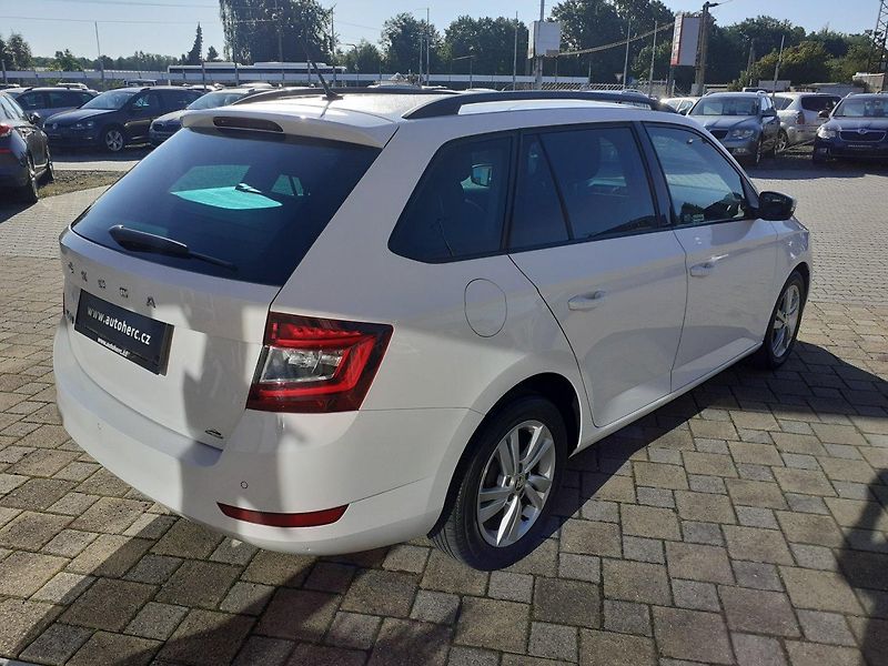 Škoda Fabia (2021) KOMBI 1.0 TSi STYLE - fotka 4 z 36