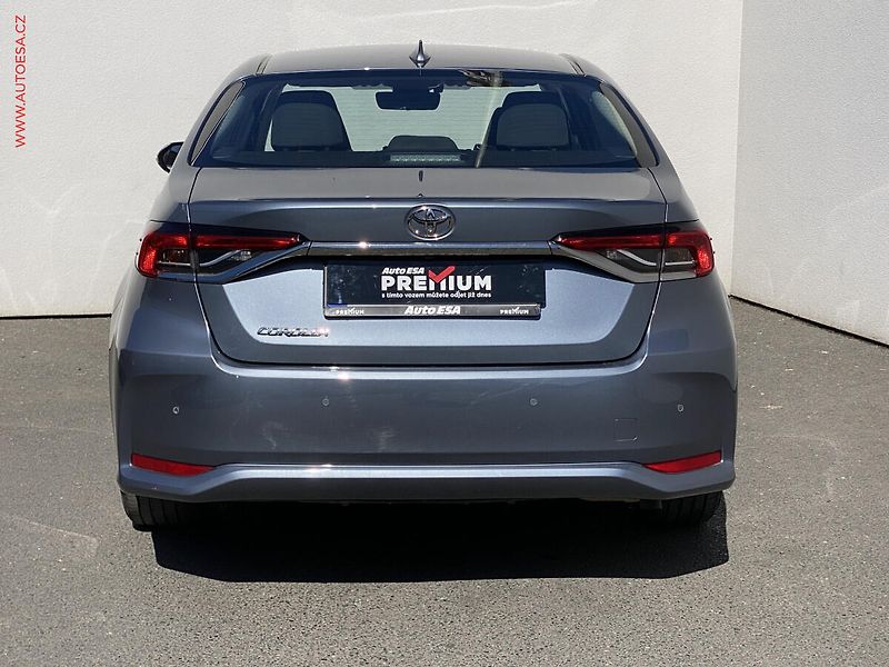 Toyota Corolla (2023) 1.5, 2.maj,ČR, Comfort, navi - fotka 5 z 19