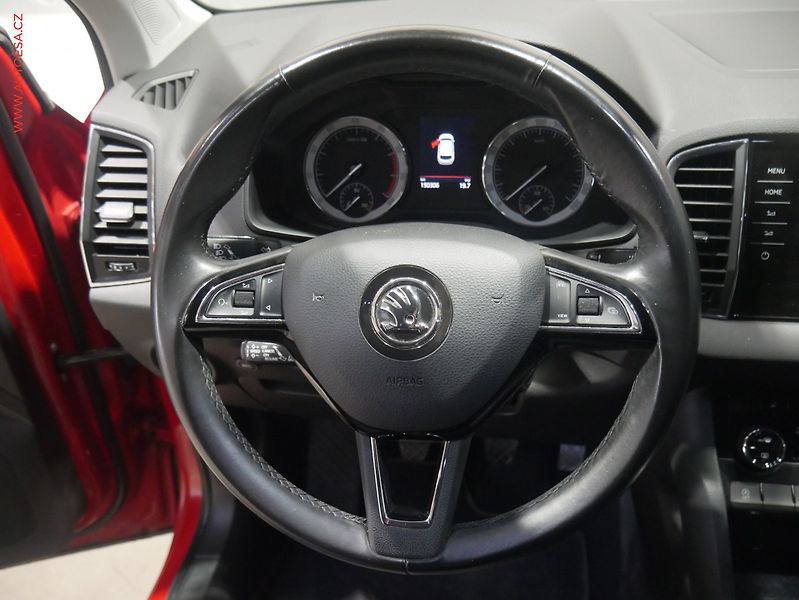Škoda Karoq (2018) 1.5 TSi, ČR, LED, AC - fotka 13 z 24
