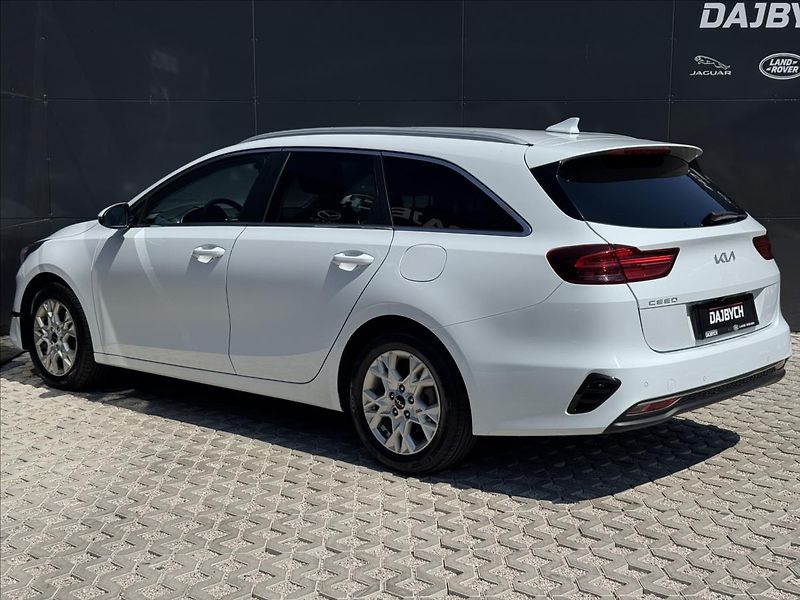 Kia Ceed 1,6 CRDI 100kW Exclusive ČR DP - fotka 6 z 31