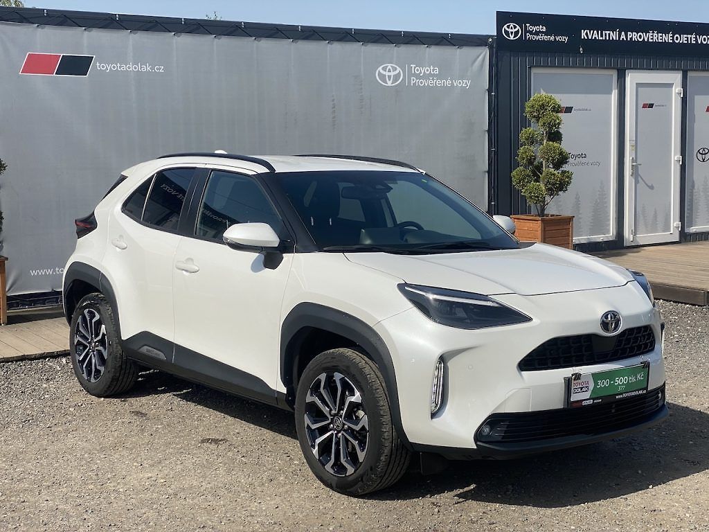 Toyota Yaris Cross 1.5i, ČR-1m, Style Tech, tažné
