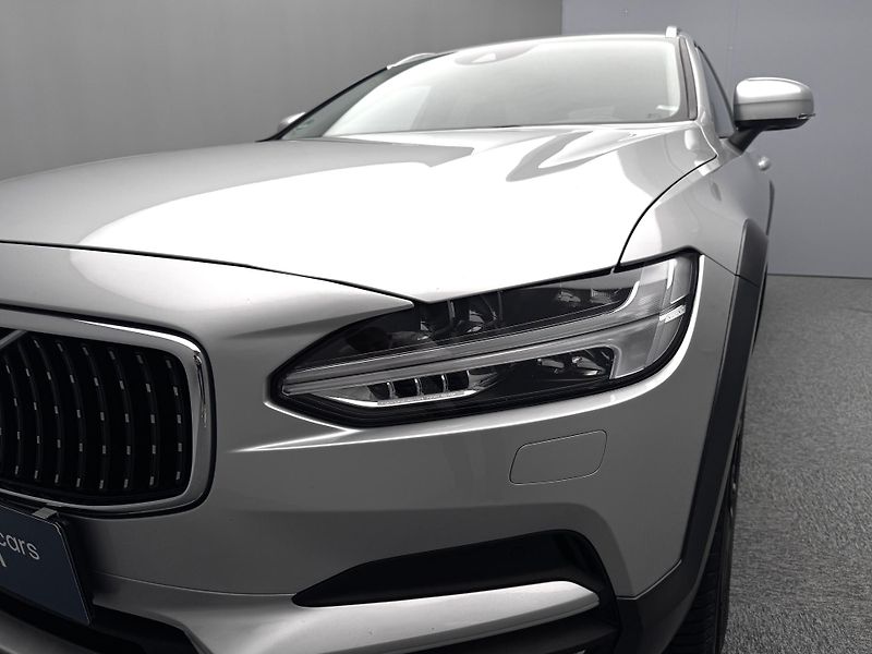 Volvo V90 CC D5 AWD PRO POLESTAR CZ  - fotka 20 z 47