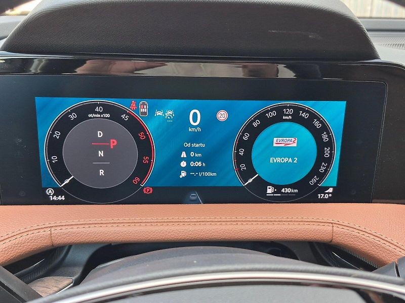 Škoda Superb (2025) Laurin & Klement 2.0 TDI 142kW - fotka 17 z 35