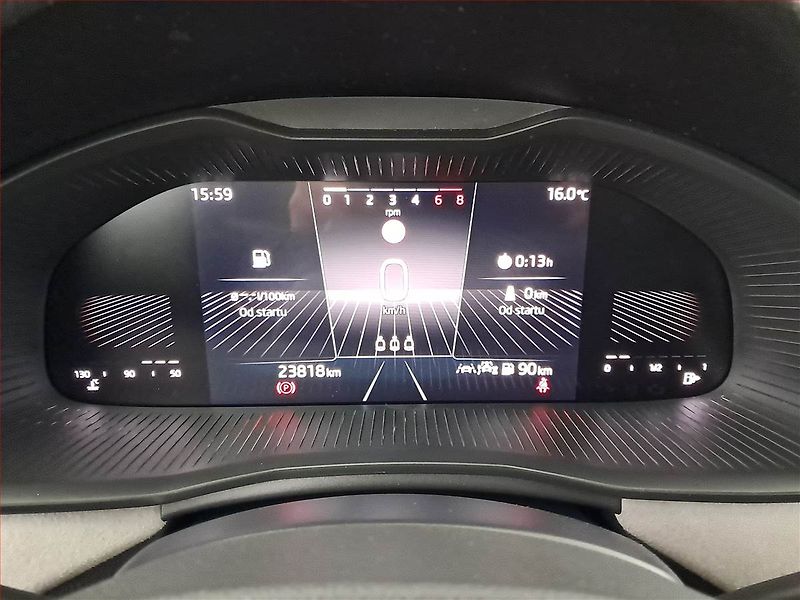 Škoda Kamiq (2024) Selection 1.0 TSI - fotka 11 z 18