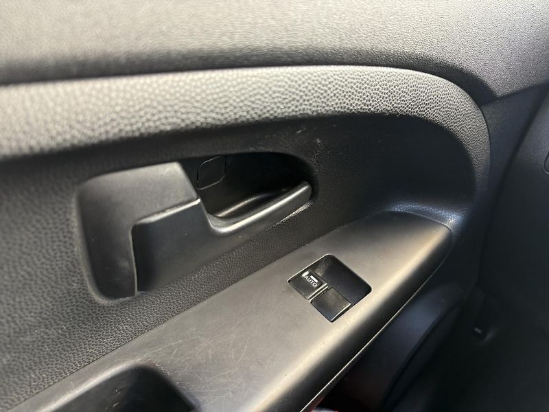 Kia Venga 1.4 CVVT 66kW - fotka 13 z 18