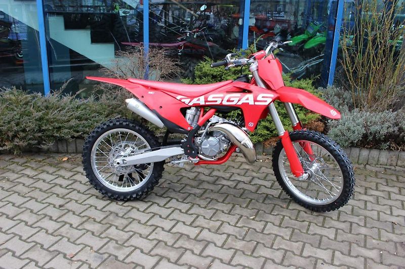 GASGAS MC 125 (2025) 25 - fotka 2 z 6
