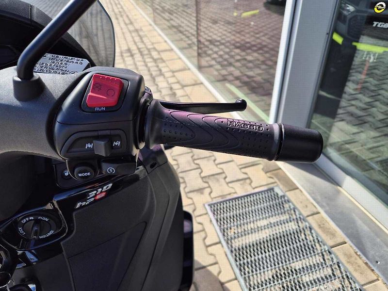 Piaggio MP3 300 (2026) MP3 310 SPORT - fotka 19 z 24