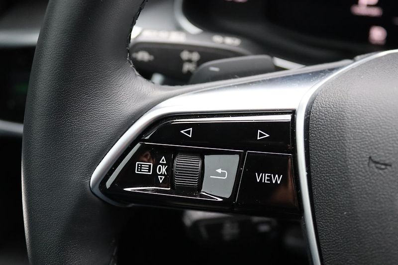 Audi A7 SB 45TFSI QUATTRO 195kW  - fotka 26 z 49