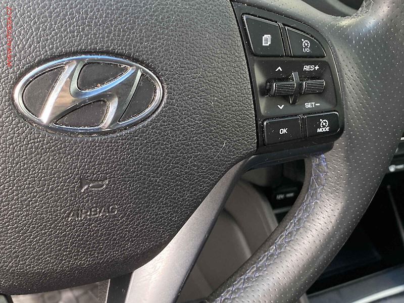 Hyundai Tucson (2018) 1.7 CRDi, ČR, Go!, navi - fotka 14 z 20