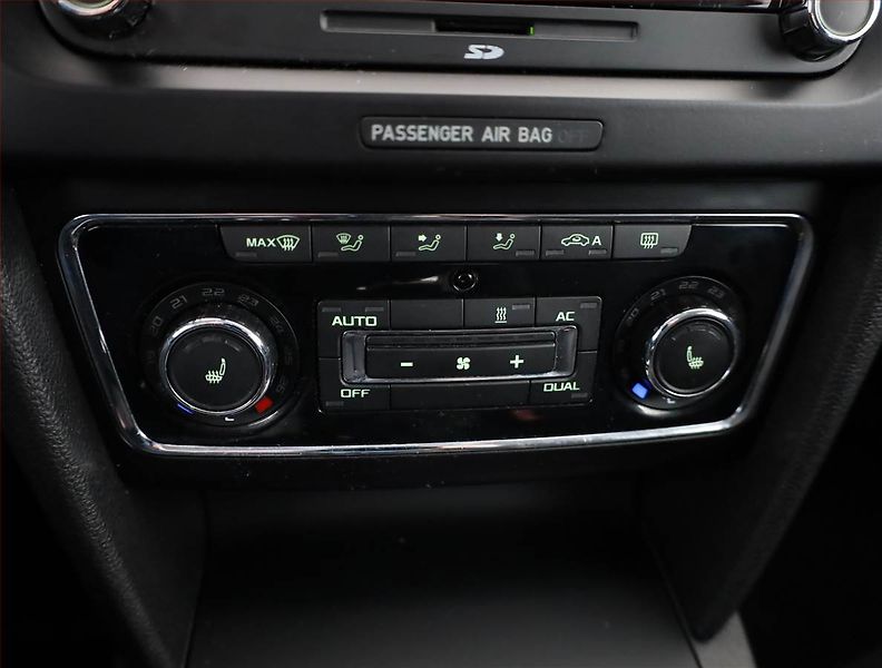 Škoda Superb (2009) 2.0 TDI, Automat, po STK - fotka 12 z 18
