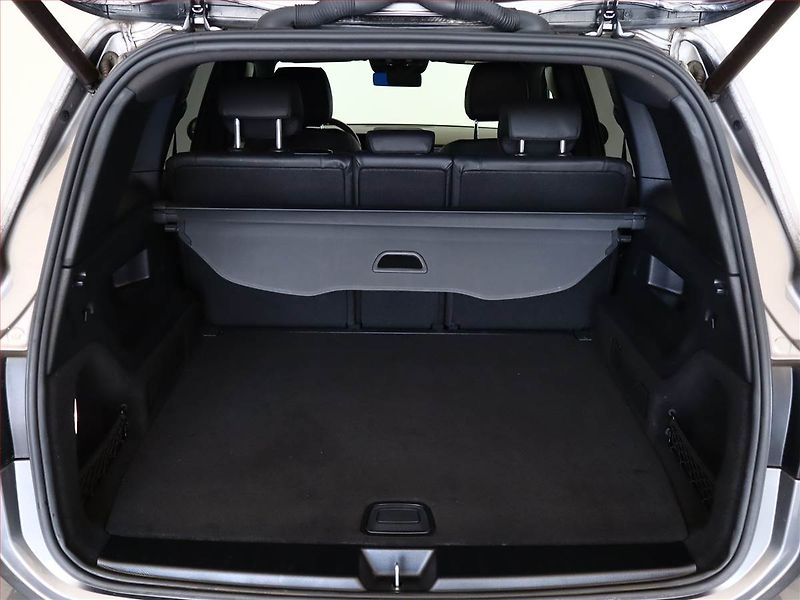Mercedes-Benz GLB (2021) 200 d 4MATIC - fotka 12 z 21