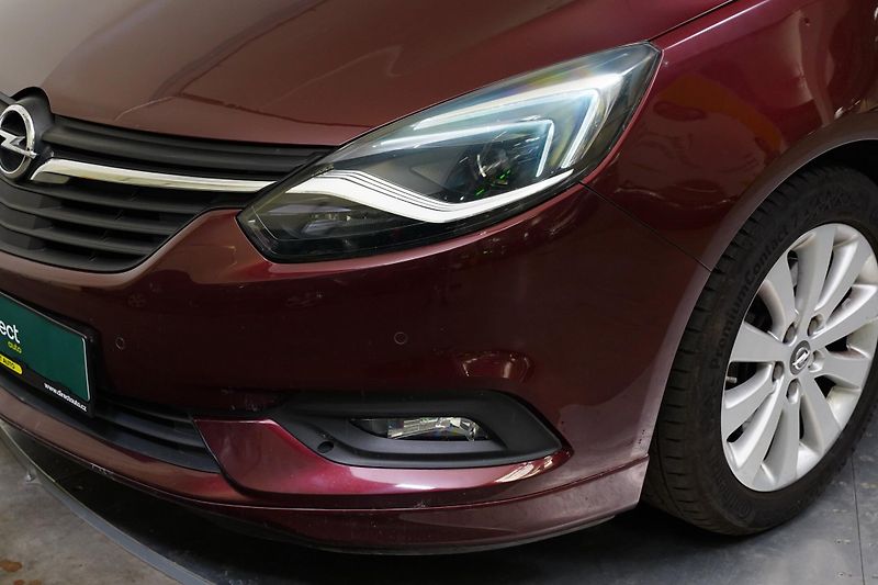 Opel Zafira - fotka 9 z 24