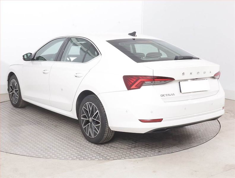 Škoda Octavia (2020) Style 2.0 TDI, ČR,1.maj, Navi - fotka 4 z 16